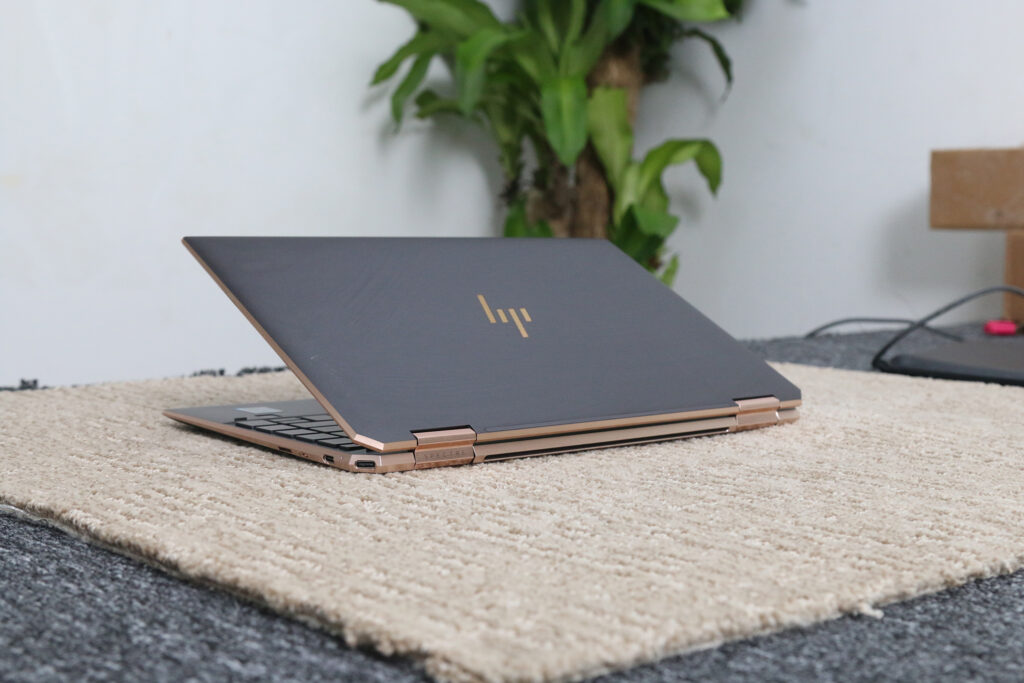 HP Spectre x360
