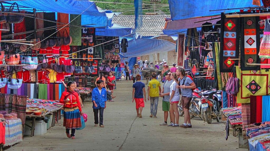  Chợ Mai Châu